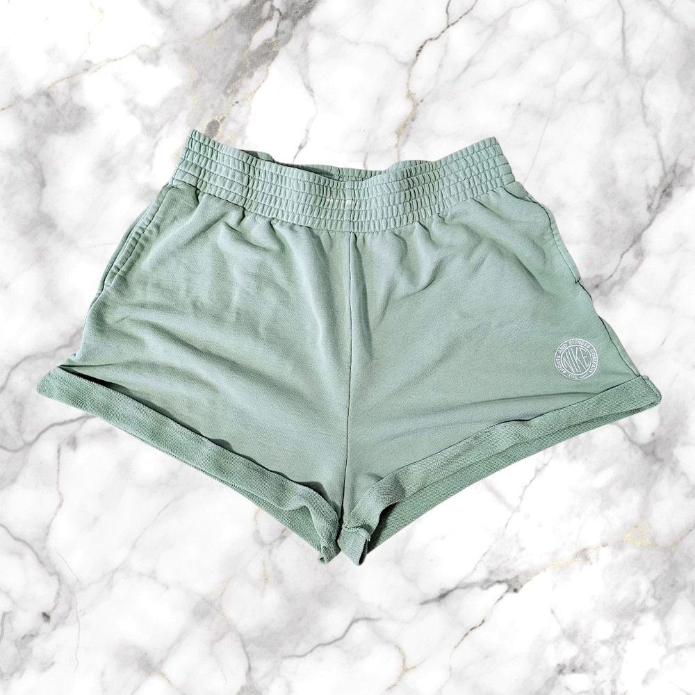 Nike Casual Terry Sweat Shorts - Size XL